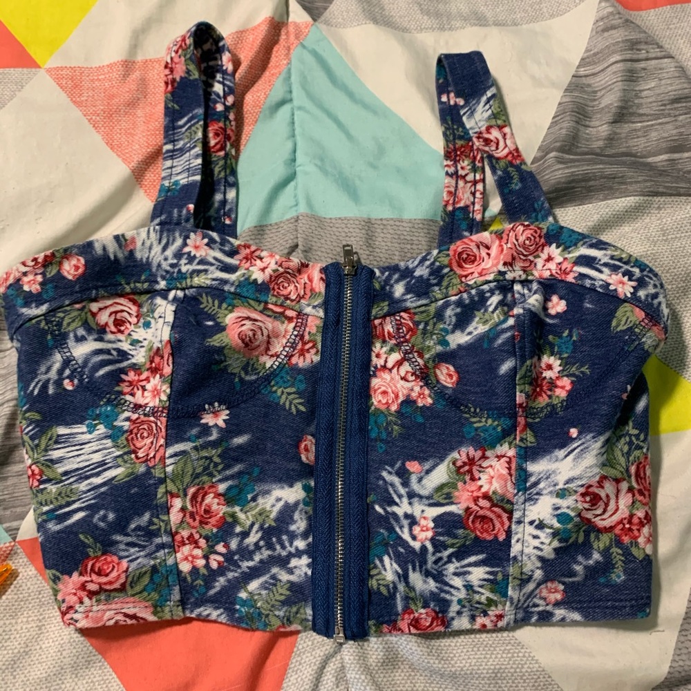 Zip up crop top